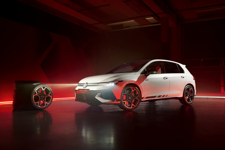 Volkswagen Golf GTI Clubsport, 300 CV dinamismo alem&aacute;n en N&uuml;rburgring