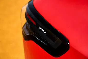 Manija de la puerta del Volkswagen Tiguan 2024, diseño moderno