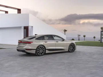 El Audi A6 e-tron promete revolucionar con su diseño y autonomía de hasta 756 km.