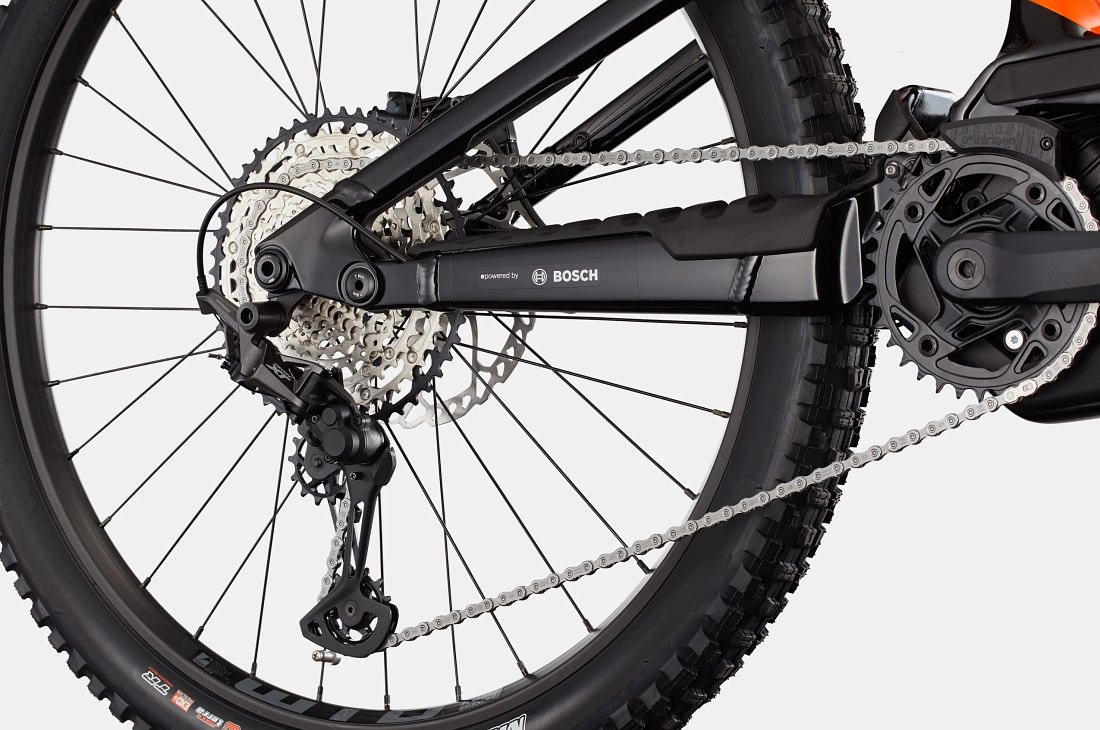 Primer plano del sistema de transmisión en la ebike Cannondale Moterra.