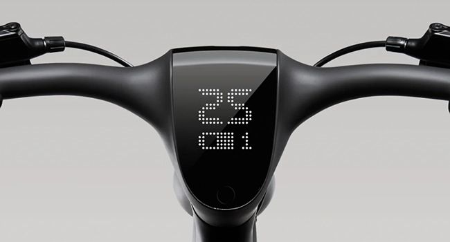 Panel de control de la ebike Urtopia Carbon con indicador de velocidad