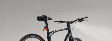 Ebike Urtopia carbono, diseño aerodinámico, iluminación LED integrada