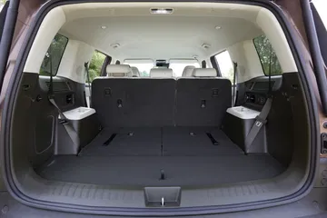 Vista del maletero del Hyundai Santa Fe 2024, amplio y funcional