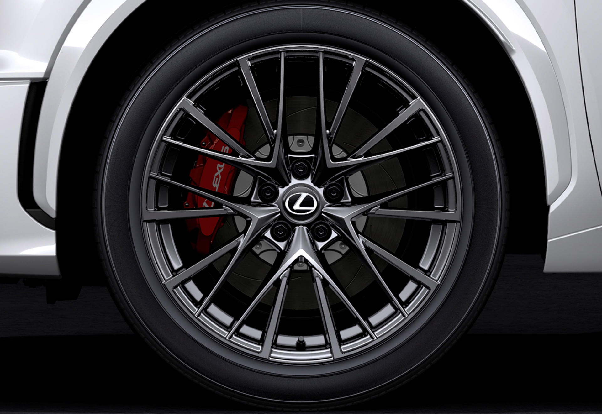 Rueda Lexus con diseño sofisticado y deportivo.