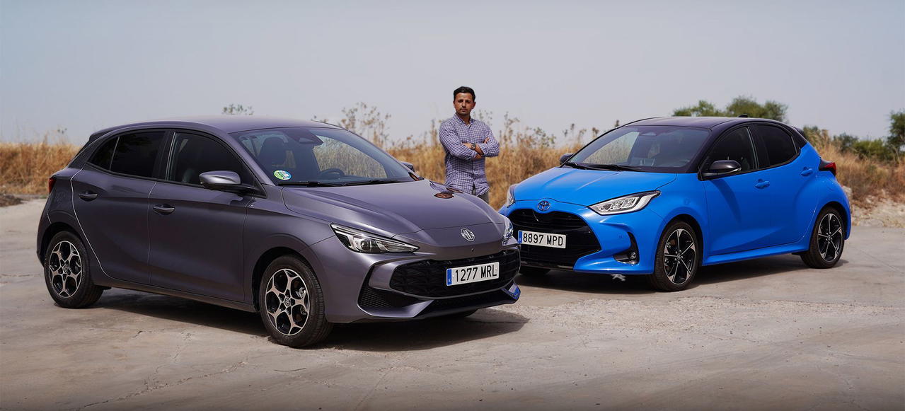 El MG3 y el Toyota Yaris lado a lado, mostrando diferencias de diseño. El MG3 y el Toyota Yaris lado a lado, mostrando diferencias de diseño.
