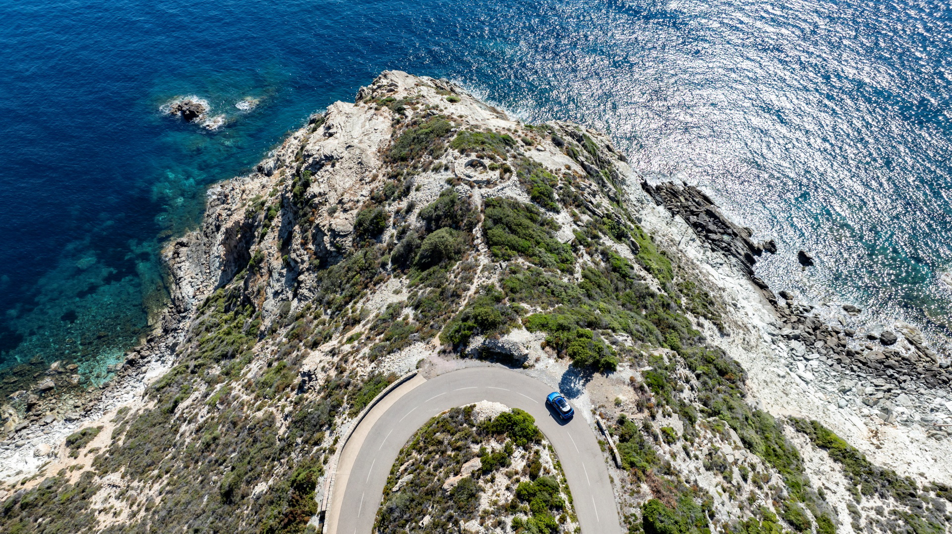 Vista aérea de las sinuosas rutas que podría dominar un Mini Cooper S de 5 puertas.