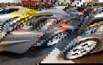 Insólita transformación de un Fiat 500 con entrañas de Lamborghini Murciélago.