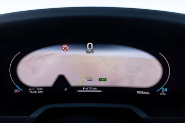 Vista del cuadro de instrumentos digital del Porsche 911 GTS T-Hybrid.