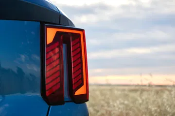 Vista detallada de las ópticas traseras del Kia Sorento 2024.