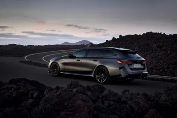 BMW M5 Touring 2025: combinación de lujo y potencia