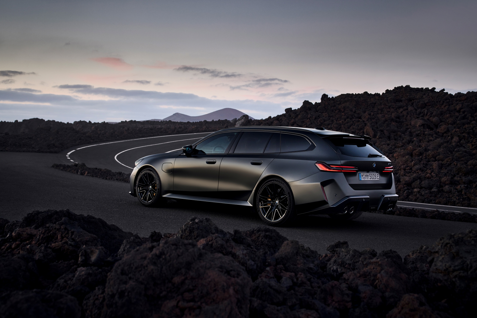 BMW M5 Touring 2025: combinación de lujo y potencia