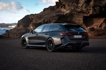 BMW M5 Touring 2025, combinación de prestaciones y funcionalidad familiar