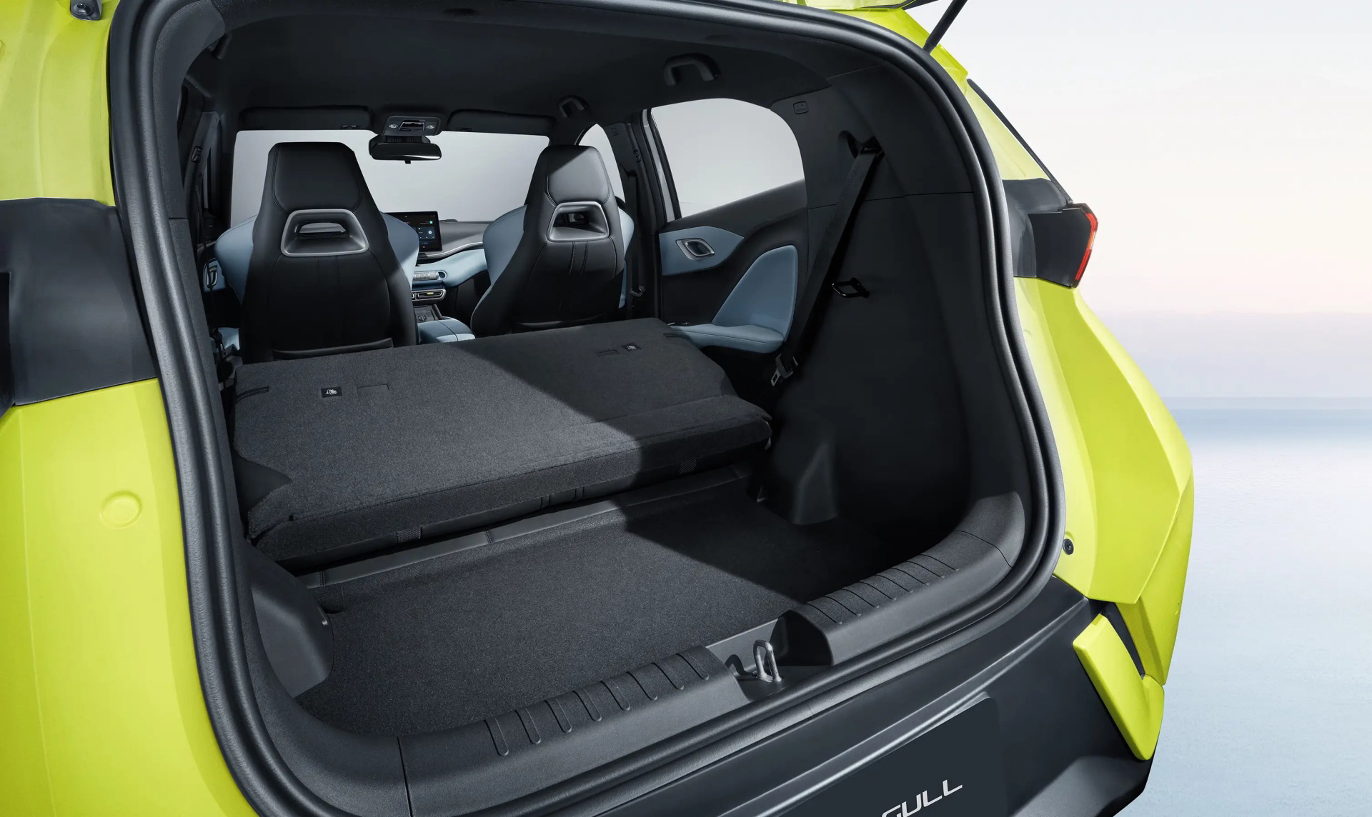 Vista del maletero amplio y versátil del BYD Seagull 2024.