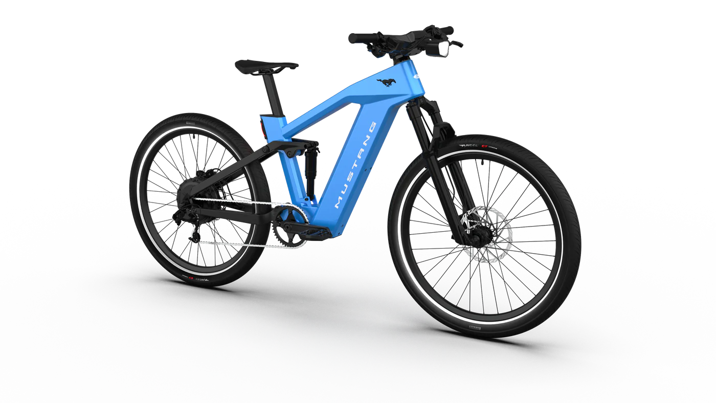 Ford Mustang se transforma en ebike con motor eléctrico y neumáticos Pirelli semi-slick.