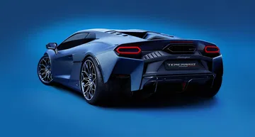 Vista trasera del Lamborghini Temerario 2024 en color Blu Marinus.