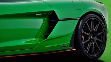 Vista lateral del Lamborghini Temerario en tonalidad verde Mercurius.