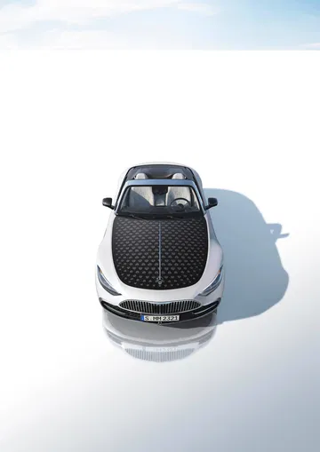 Vista frontal del Mercedes-Maybach SL 680 con su parrilla distintiva