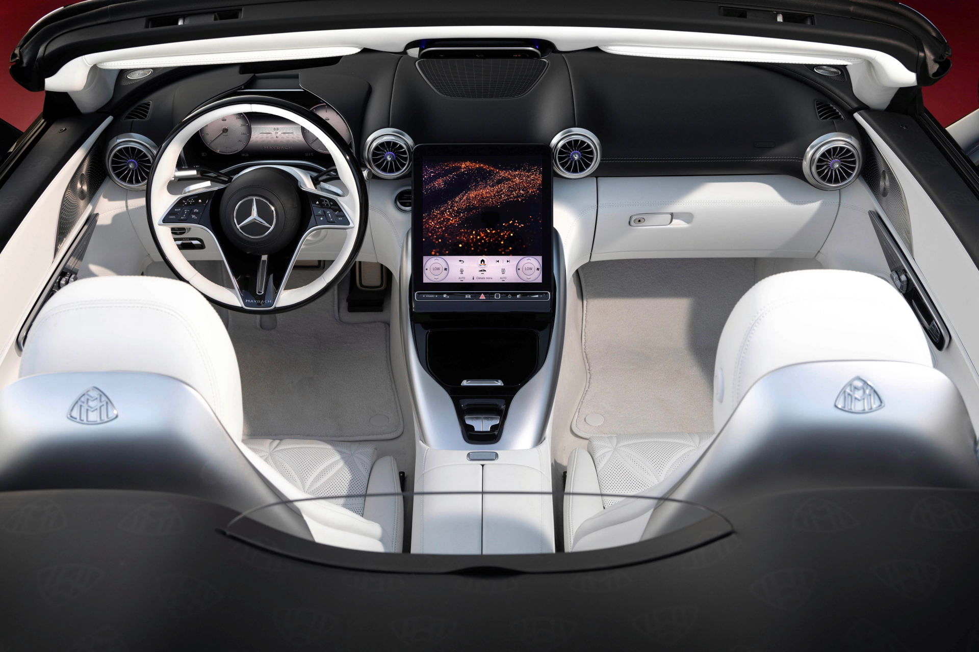 Vista superior exclusiva del habitáculo Mercedes-Maybach SL 680