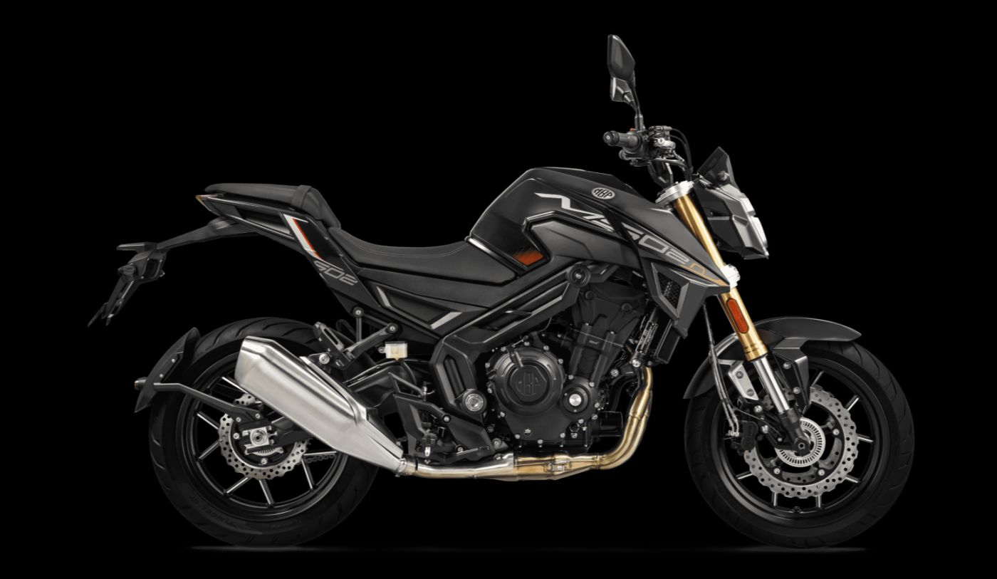 Vista lateral de la Morbidelli MBP M502N, resaltando su diseño naked