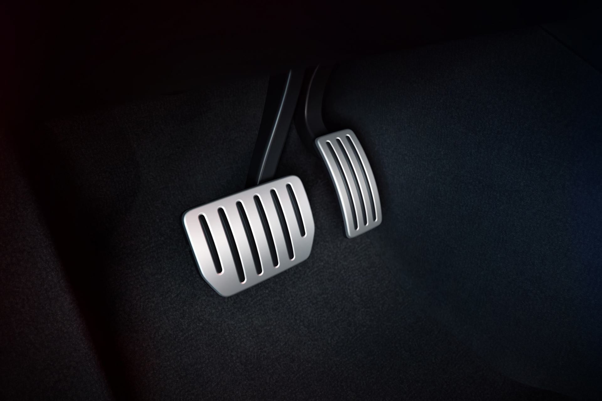 Pedales deportivos en aluminio del Tesla Model 3 Performance.