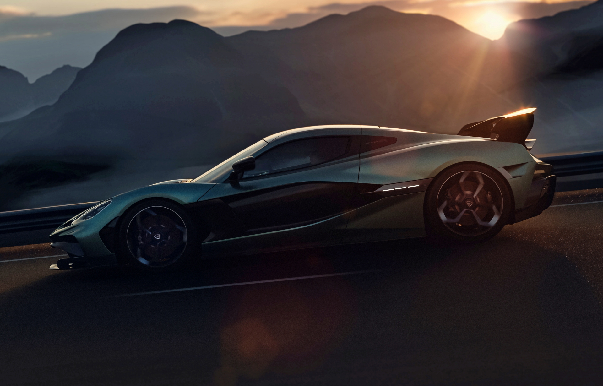 Vista dinámica del Rimac Nevera R deslizándose sobre asfalto.