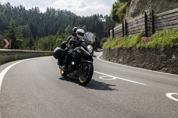 Nueva señalización vial enfocada en la seguridad de los motoristas. Nueva señalización vial enfocada en la seguridad de los motoristas.