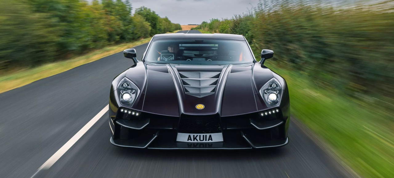 Ginetta Akula 2024 asombra carretera, diseño agresivo, rendimiento aerodinámico. Ginetta Akula 2024 asombra carretera, diseño agresivo, rendimiento aerodinámico.