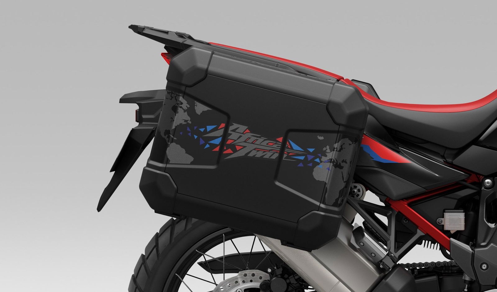 Vista dinámica de la Honda CRF1100L Africa Twin, ícono de robustez. Vista dinámica de la Honda CRF1100L Africa Twin, ícono de robustez.