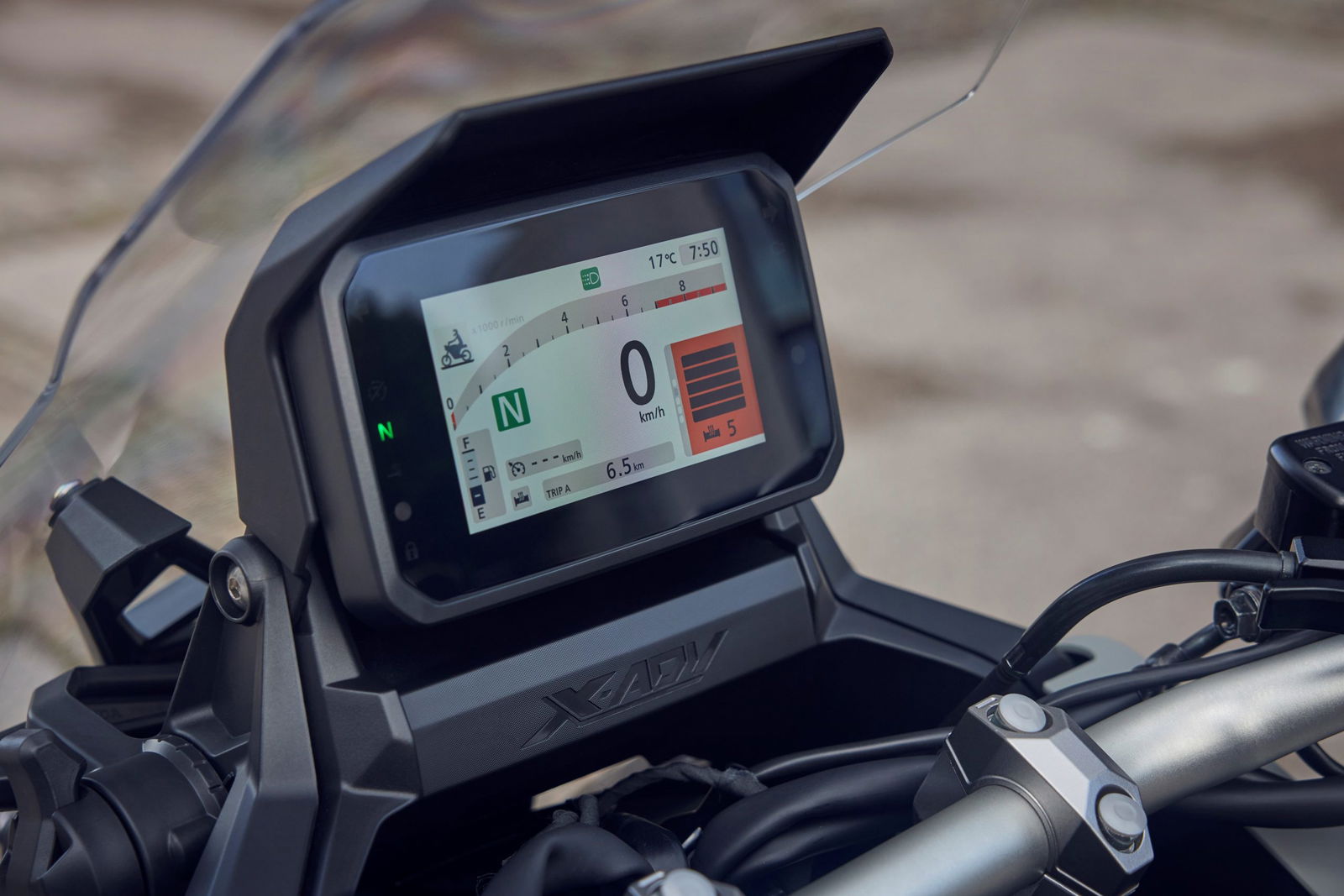Panel de instrumentos Honda X-ADV, claridad y modernidad.