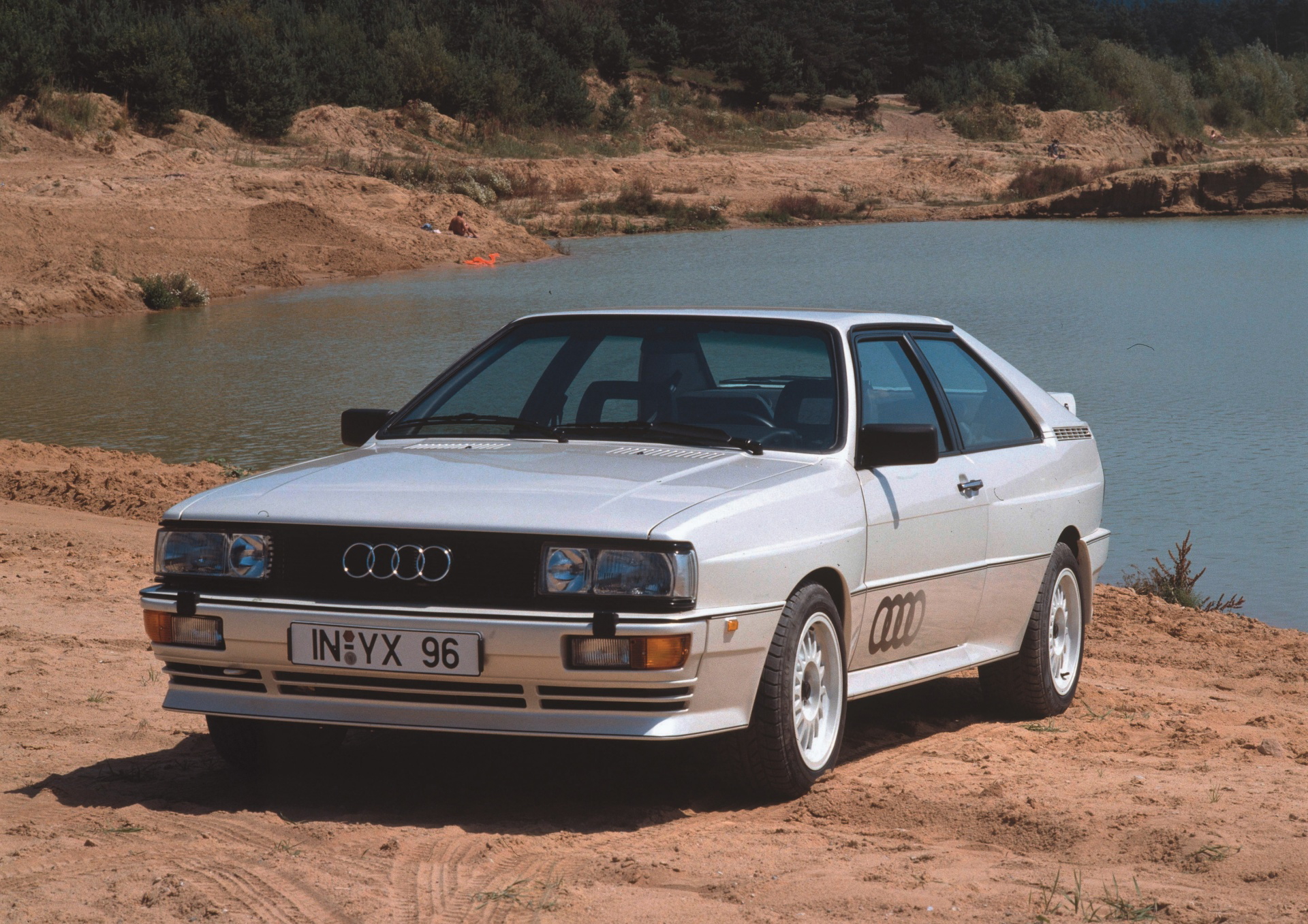 Audi Quattro, ícono de rally con motor de 5 cilindros.