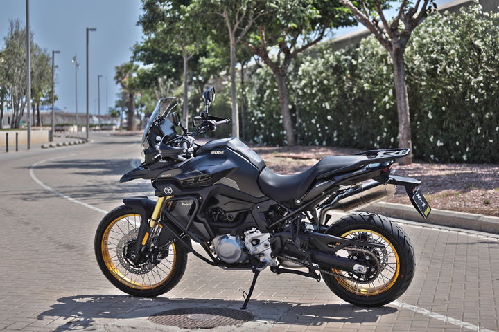 Trail Voge 900 DSX con diseño agresivo y motor alemán