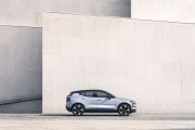 Volvo EX30, SUV compacto con etiqueta 0. Ideal para el mercado español.