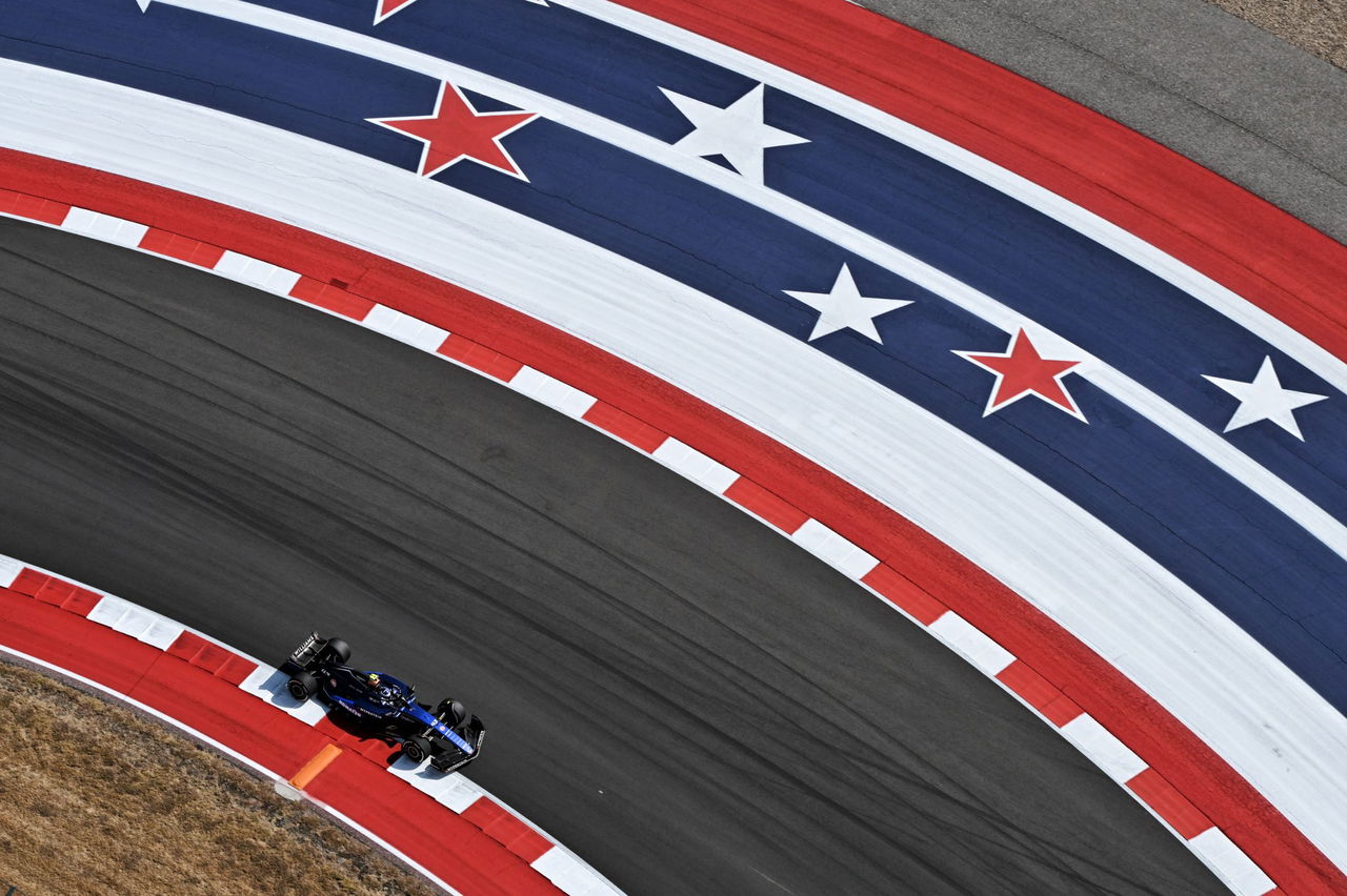 Ferrari lidera con autoridad el GP USA 2024 en una toma lateral espectacular