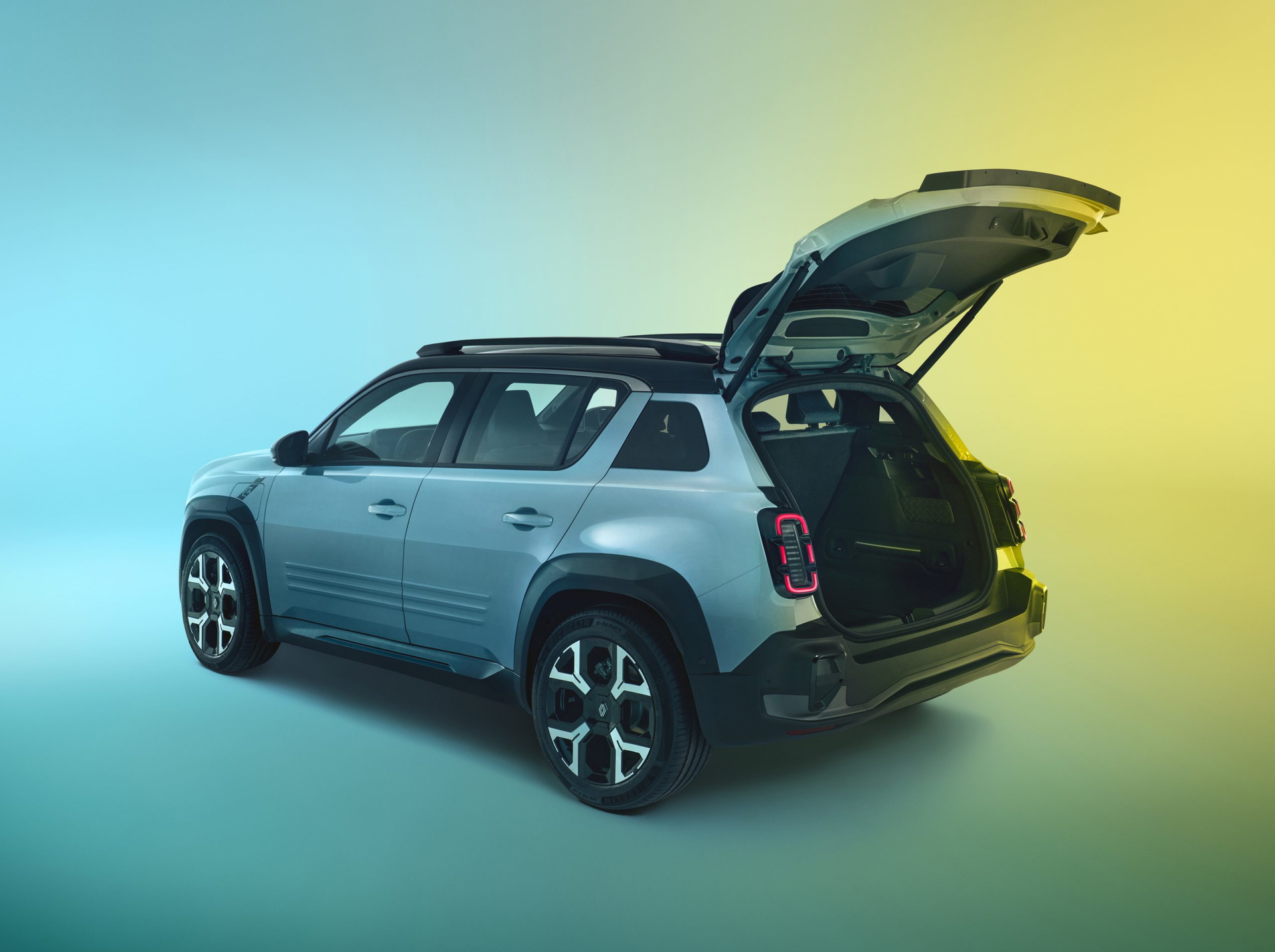 Renault 4 2025, fusión entre clásico y moderno en un SUV compacto