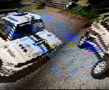El legendario Audi Quattro demuestra su esencia en el Dakar.