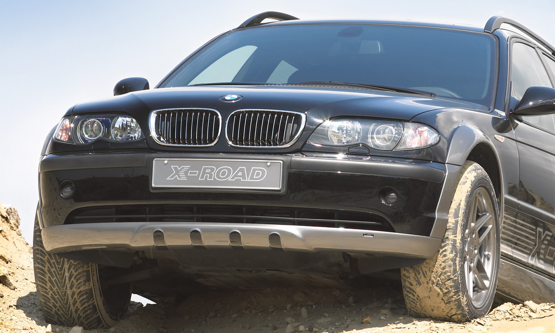 BMW E46 transformado en todoterreno por AC Schnitzer, listo para aventuras extremas.