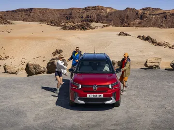 Vista delantera del Citroën C3 Aircross, enfatizando su diseño como SUV accesible de la marca.