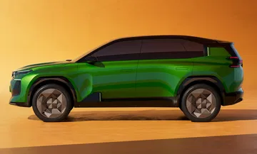 Vista lateral del nuevo Citroën C5 Aircross, destacando su línea aerodinámica.