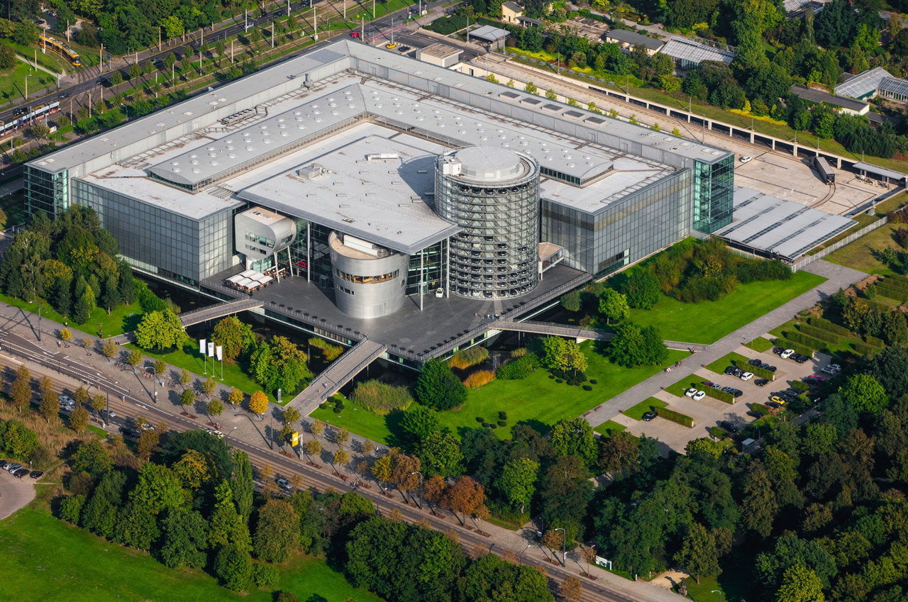 Vista aérea de la planta de Volkswagen en Alemania Vista aérea de la planta de Volkswagen en Alemania