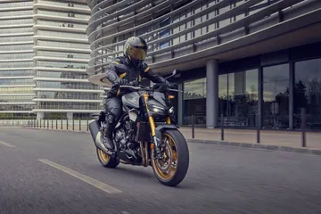 Nueva Honda CB1000 Hornet 2025, estética que impresiona con su diseño agresivo.