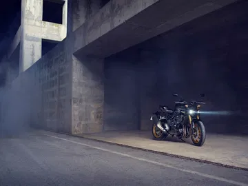 El retorno del icónico Honda CB1000 Hornet, un espectáculo de cuatro cilindros.