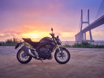 Renace la leyenda: la CB1000 Hornet con su perfil japones y potencia de infarto.
