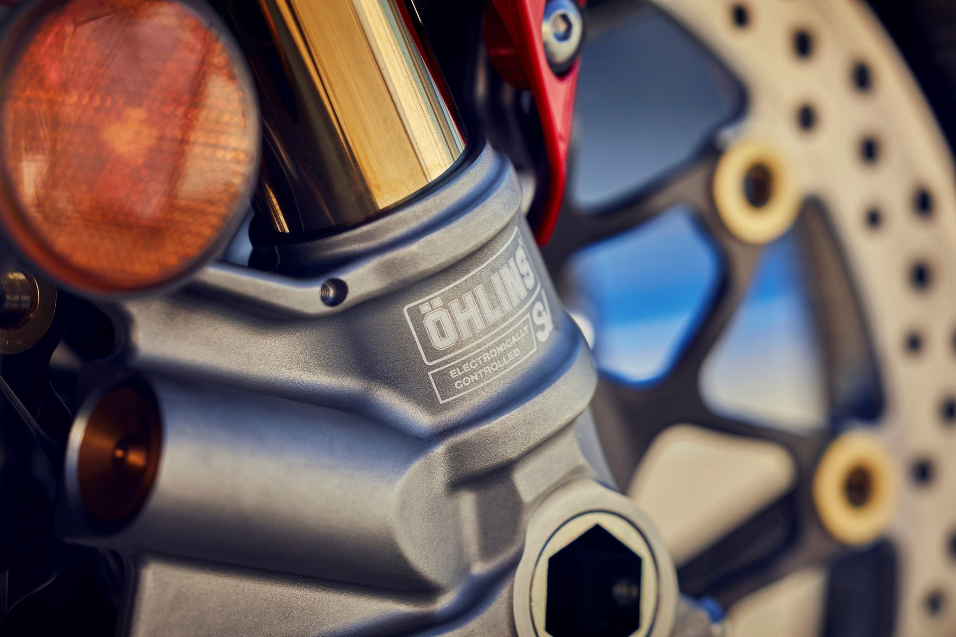 Detalle de la suspensión de la Honda CBR1000RR-R Fireblade 2024.