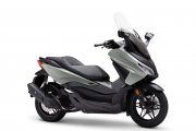 Honda Forza 125 se renueva con un diseño elegante y prestaciones mejoradas.