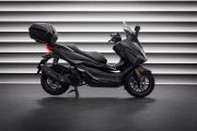 Scooter Honda Forza 125 2025: diseño italiano con esencia japonesa.