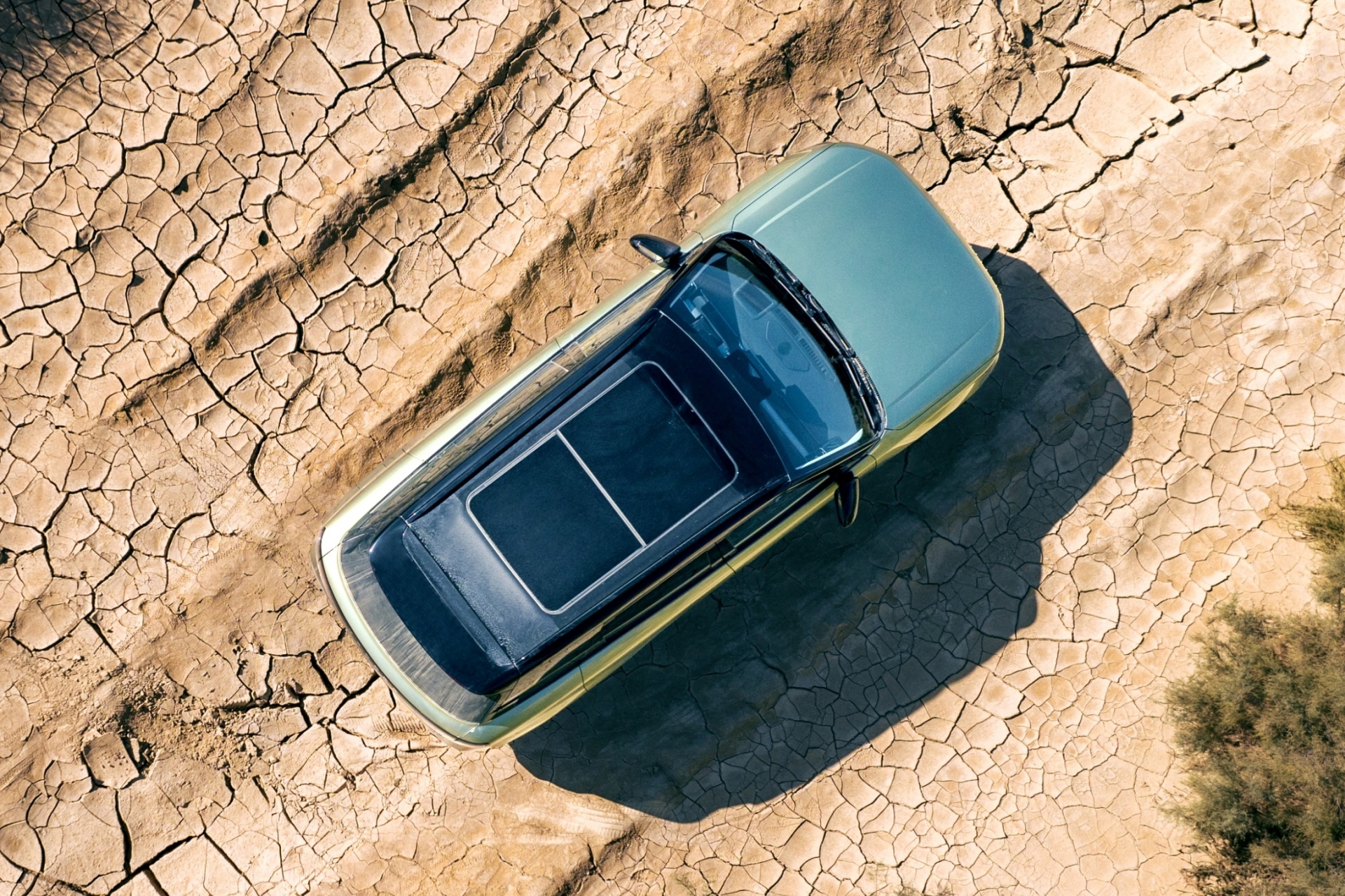 Vista aérea Jaecoo 7 destaca competitividad en segmento SUV con garantía extendida.