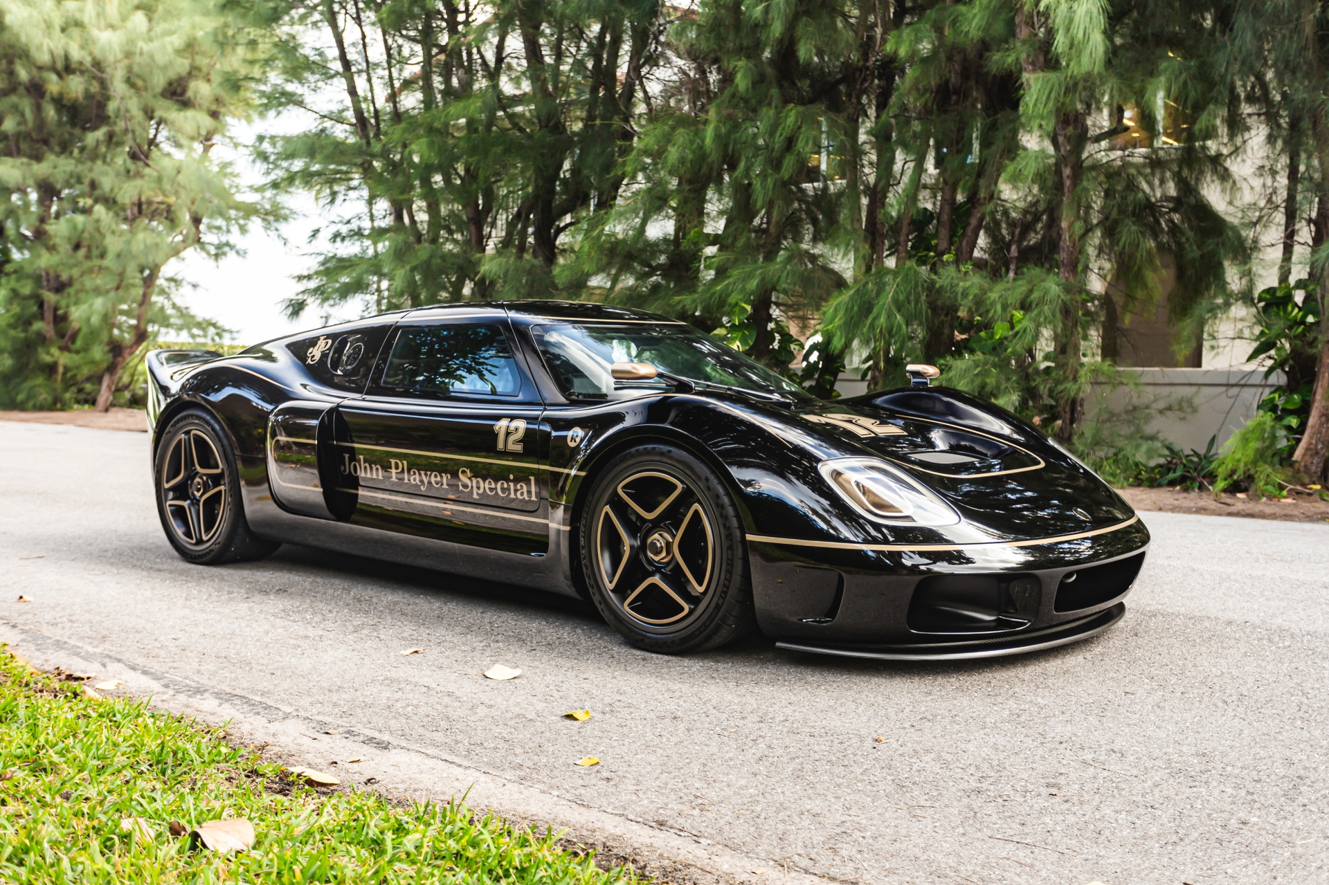 El Radford Type 62-2 conducido por Jenson Button en Goodwood.