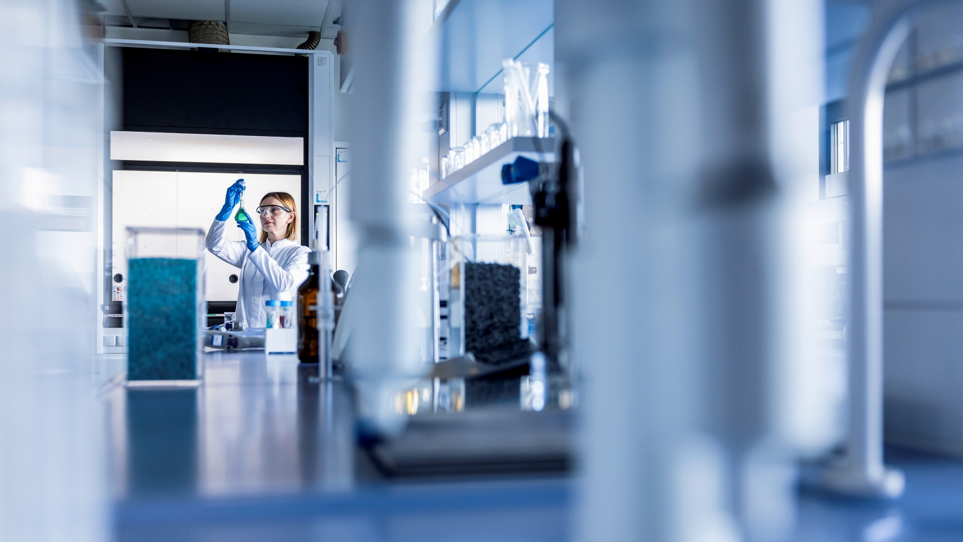 Reciclaje baterías Mercedes: avance sostenibilidad automoción.