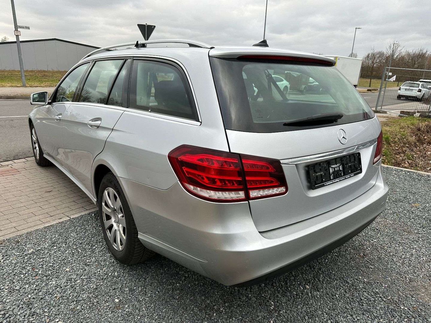 Mercedes Clase E muestra su robustez incluso tras 817.000 km recorridos.