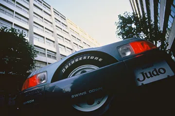 Vista trasera del Nissan Judo Concept destacando la innovadora integración de su winch.